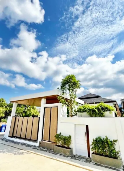 Villa avec piscine 3 chambres, 3 salles de bain à Sakhu, Phuket