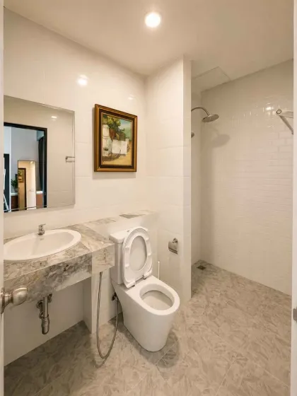 อพาร์ตเมนต์ 1 ห้องนอน 1 ห้องน้ำ รีโนเวทใหม่ ใกล้ห้างเซ็นทรัลภูเก็ต