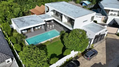 Villa de luxe 5 chambres avec piscine à Cherngtalay