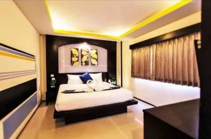 Отель Lavender с 40 спальнями и 30 ванными комнатами на продажу в Патонге