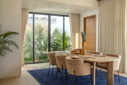 Полностью обновленная трехкомнатная вилла класса люкс в Botanica Modern Loft 2
