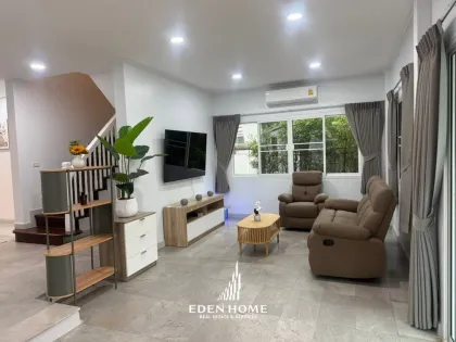 Renoviertes Familienhaus mit 3 Schlafzimmern & 2 Bädern in Land & Houses Chalong