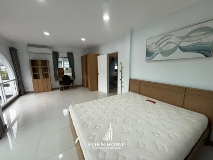 Renoviertes Familienhaus mit 3 Schlafzimmern & 2 Bädern in Land & Houses Chalong