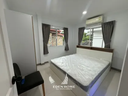 Renoviertes Familienhaus mit 3 Schlafzimmern & 2 Bädern in Land & Houses Chalong