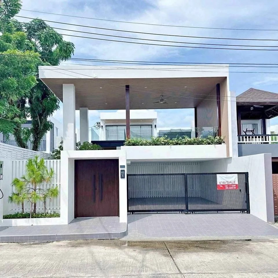 Chandra Pool Villa 3 Bed 3 Bath in Pa Lai, Chalong - Luxury Living