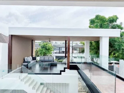 Роскошная вилла с 3 спальнями и бассейном в Chandra Pool Villa, Па Лай
