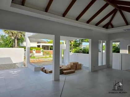 Luxury 3-Bedroom Villa with Pool in Malli Villa, Thalang