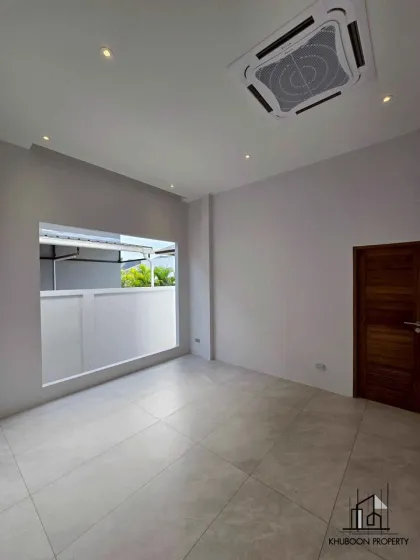 Luxury 3-Bedroom Villa with Pool in Malli Villa, Thalang