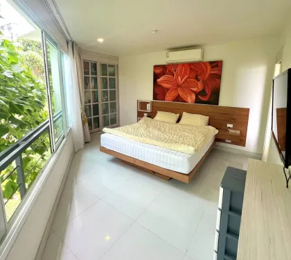 Квартира в продаже в Karon Butterfly Condo с видом на море и бассейн