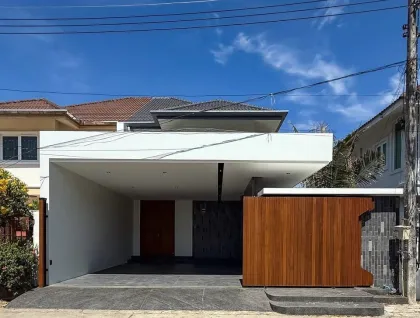 Fully Renovated 3-Bedroom Pool Villa in Chalong