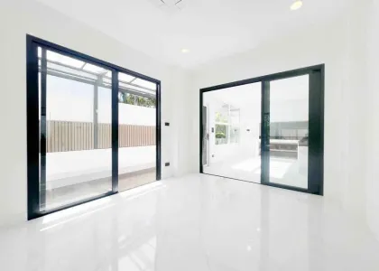Вилла с 4 спальнями и 3 ванными в L&H Village, Чалонг