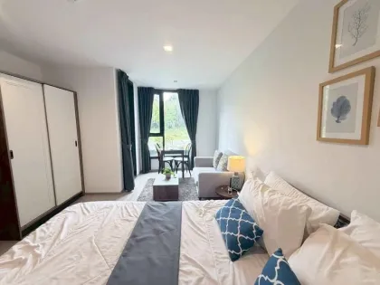 Квартира с 1 спальней и 1 ванной в The Base Central Phuket