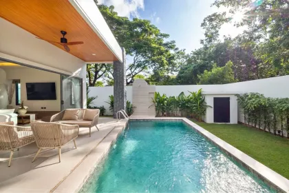 Роскошная вилла с 2 спальнями и бассейном в Shambhala Sol Villa Чалонг