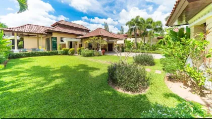 Villa jardin spacieuse de 4 chambres près de la plage Bang Tao