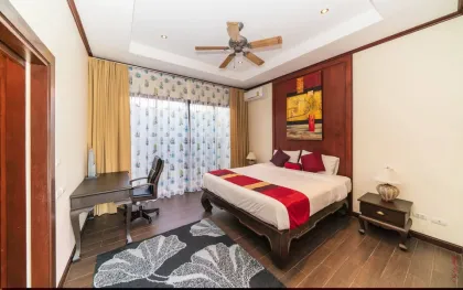 Villa jardin spacieuse de 4 chambres près de la plage Bang Tao