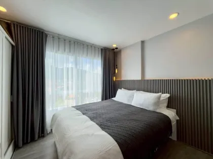 1-Zimmer-Wohnung mit Poolblick im DCondo Kathu-Patong