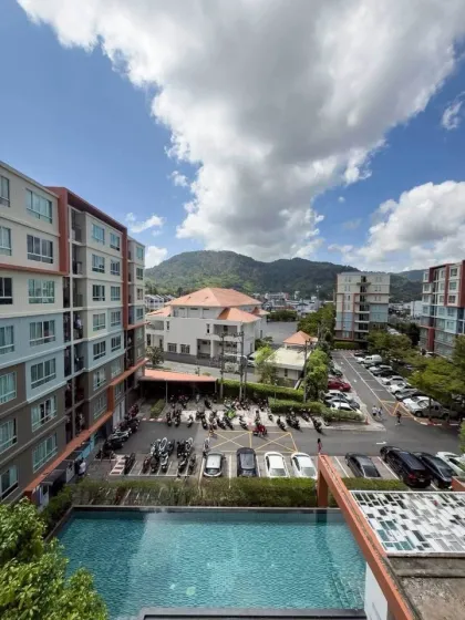 1-Zimmer-Wohnung mit Poolblick im DCondo Kathu-Patong