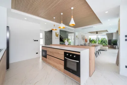 Villa de Luxe Neuve avec Piscine à Vendre à Rawai