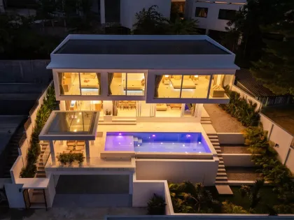 Villa de Luxe Neuve avec Piscine à Vendre à Rawai