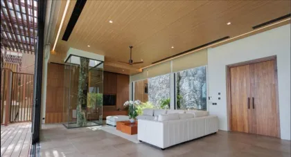 Villa ultra-luxueuse avec vue sur l'océan : 5 chambres, 6 salles de bain