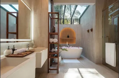 Villa ultra-luxueuse avec vue sur l'océan : 5 chambres, 6 salles de bain