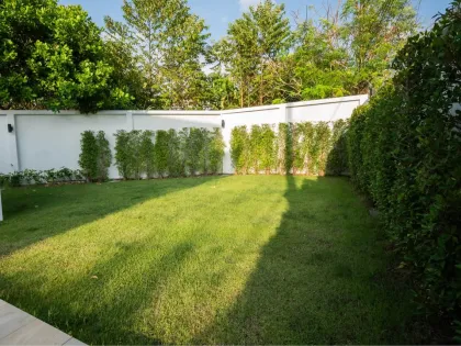 Villa con piscina de 3 dormitorios en venta en Thalang, Phuket