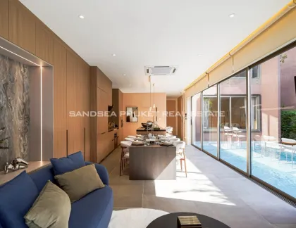 Villa moderna de 3 dormitorios con piscina en Pasak Thalang, Phuket