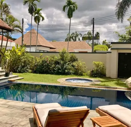Villa con piscina privada y jacuzzi en Rawai