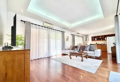 Villa con piscina privada y jacuzzi en Rawai
