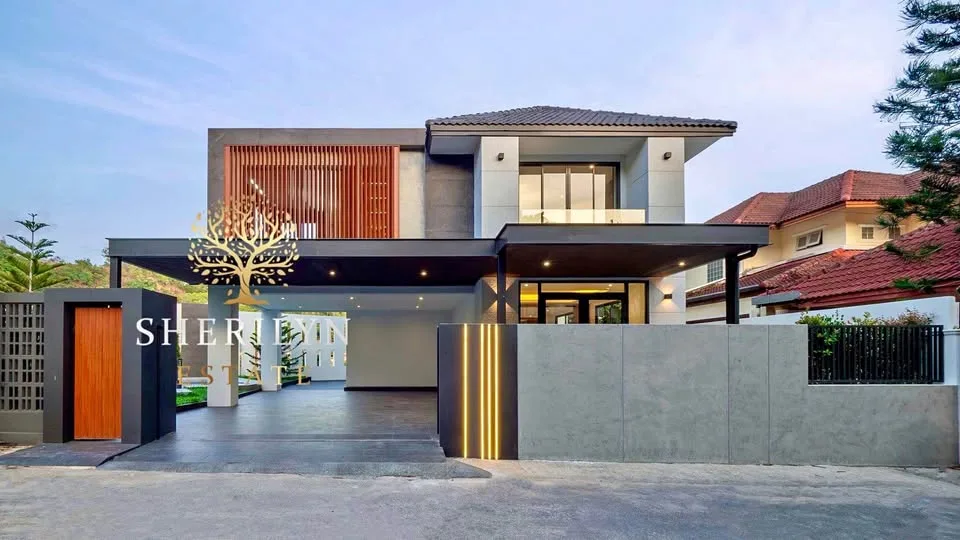 Villa Moderne avec Piscine à Vendre à Phuket Town