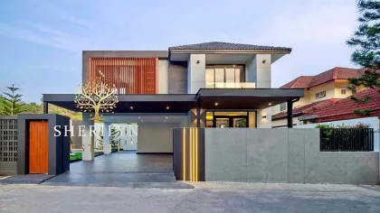 Villa Moderne avec Piscine à Vendre à Phuket Town