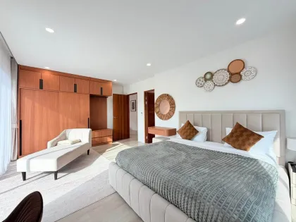 Dringender Verkauf: 3-Schlafzimmer-Poolvilla in Rawai