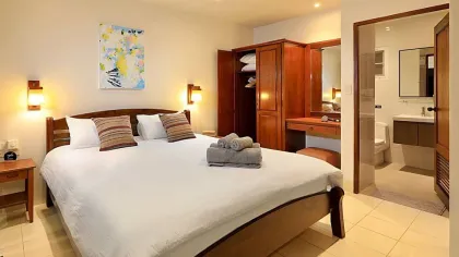 Luxuriöses Boutique-Resort & Private Poolvilla nahe Nai Harn Strand