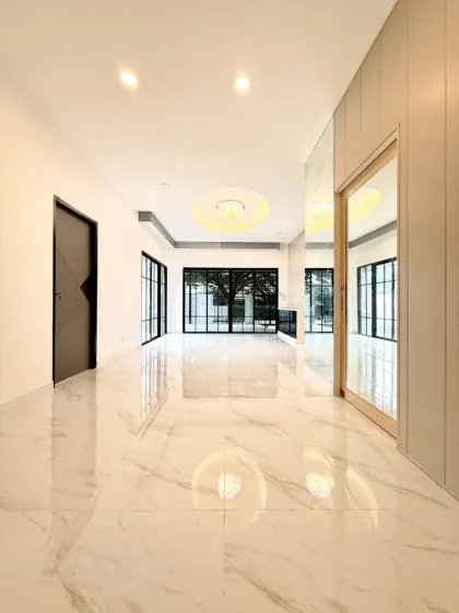 The Wish 3 Pa Klok - Villa en Esquina en Venta