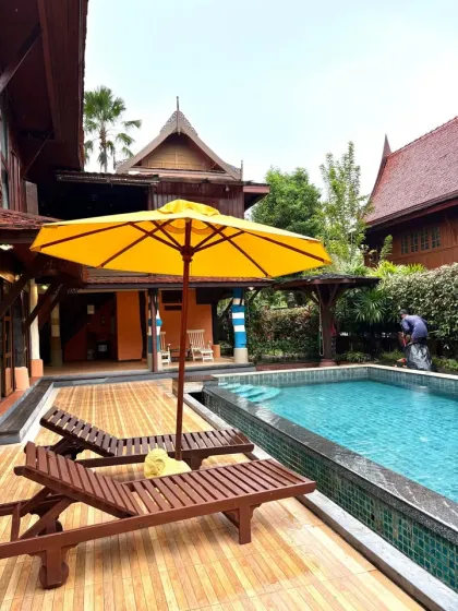 Geräumige 4-Schlafzimmer-Villa mit Pool zur Miete in Thalang
