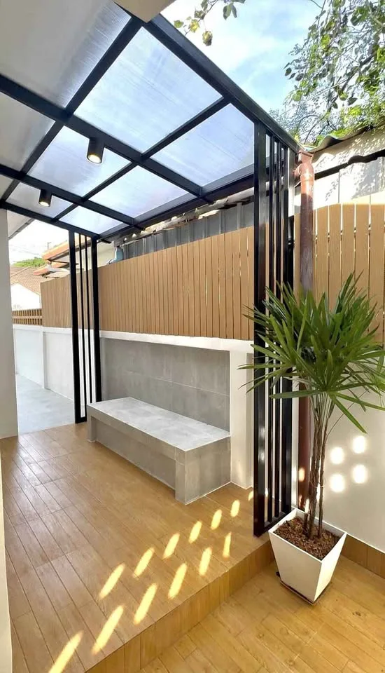 Renovierte 3-Zimmer-Villa mit 2 Bädern in Phuket Villa California zu verkaufen