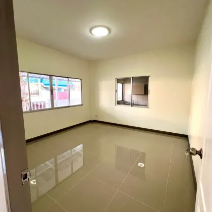 Villa de 3 dormitorios y 3 baños en zona prime de Bang Tao, Thalang