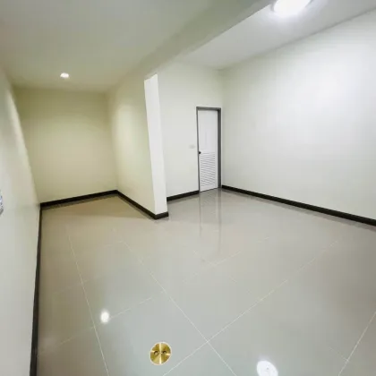 Villa Individuelle 3 Chambres avec Pièce Polyvalente à Thalang, Phuket