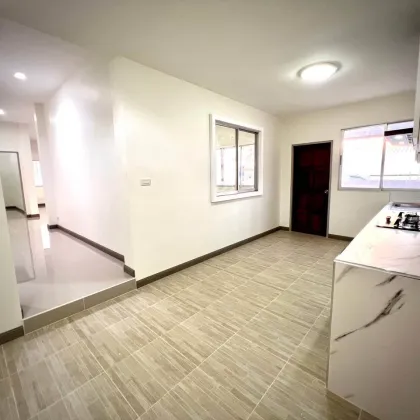 Villa Individuelle 3 Chambres avec Pièce Polyvalente à Thalang, Phuket