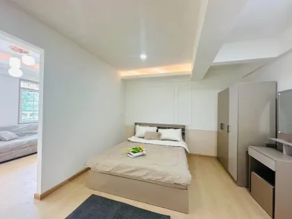 Neu renovierte 1-Zimmer-Wohnung im Zentrum von Phuket