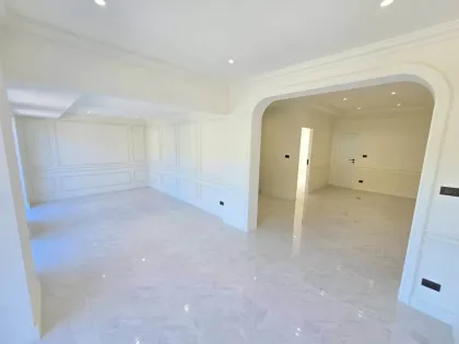 Großes freistehendes 3-Zimmer-Villa mit 3 Bädern in Srisuchart Grand View 2
