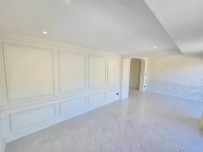 Großes freistehendes 3-Zimmer-Villa mit 3 Bädern in Srisuchart Grand View 2