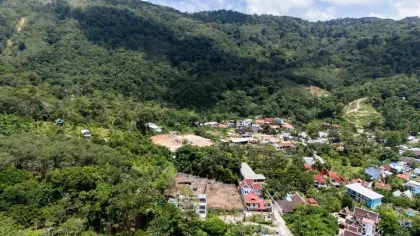 普吉岛卡马拉待售土地及现有房屋结构