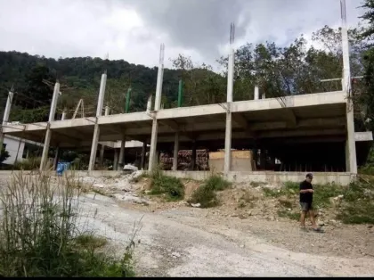 普吉岛卡马拉待售土地及现有房屋结构
