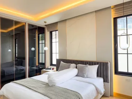 Luxury Pool Villa in Kamala – Prime Location