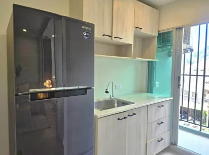 Угловая квартира с 1 спальней и 1 ванной на верхнем этаже в D Condo Kathu