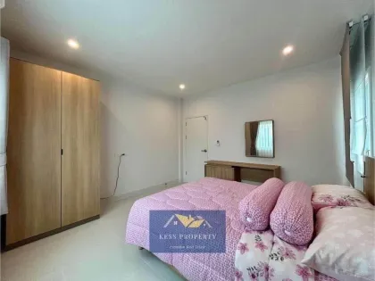 Угловая отдельностоящая вилла 4 спальни 3 ванны в Supalai Palm Springs, Таланг