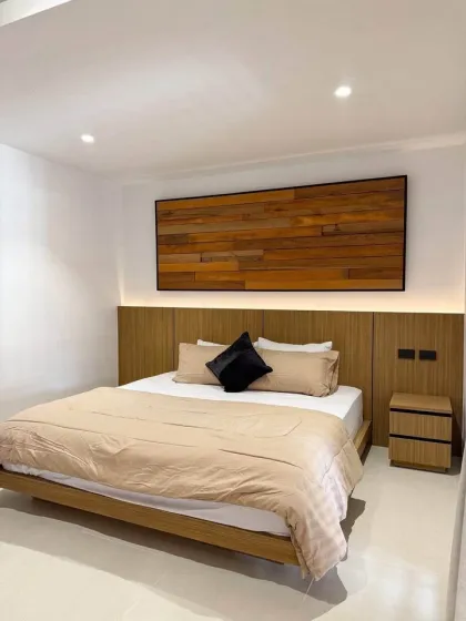 Villa con piscina de 3 habitaciones y 4 baños en venta en Bang Jo, Phuket
