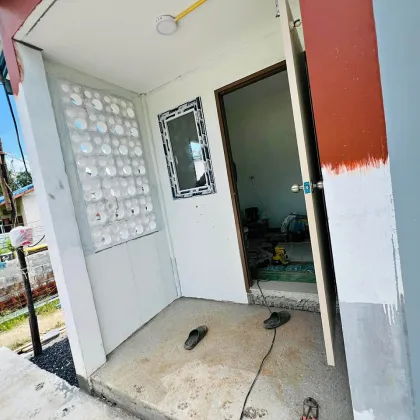 Maison neuve de 2 chambres à vendre à Baan Kuan, Phuket