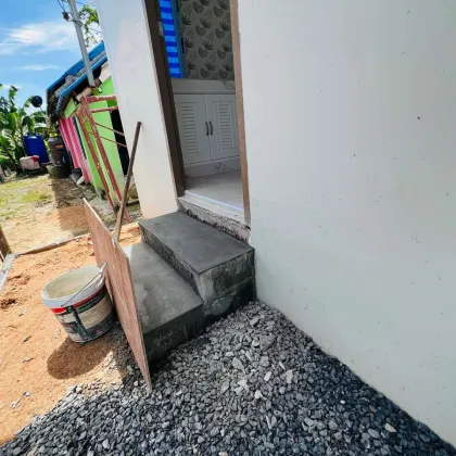 Maison neuve de 2 chambres à vendre à Baan Kuan, Phuket